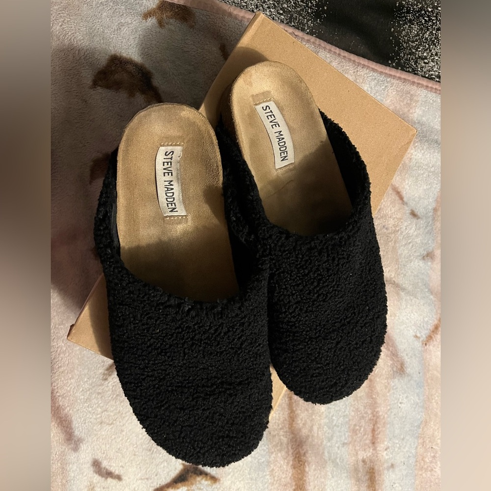 Clogs